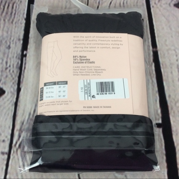 Freestyle by Danskin Girls' Black Tights Footed - Picture 5 of 13